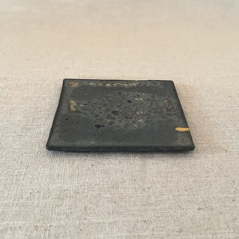 伊藤環 枯淡釉ピッチャー 花器 26.枯淡釉4寸角皿／伊藤 環 |