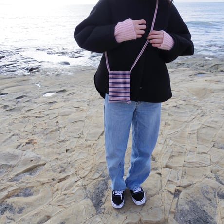 Journey_pink / phone shoulder bag