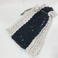 レース編みの巾着　No82