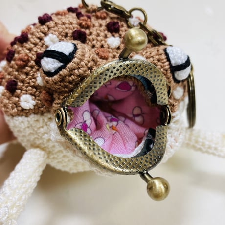 No.452 ナマカフクラガエルのリップクリーム入れ