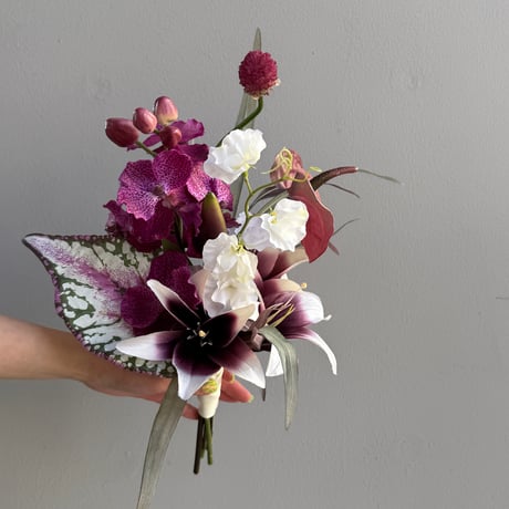 Artificial flower bouquet
