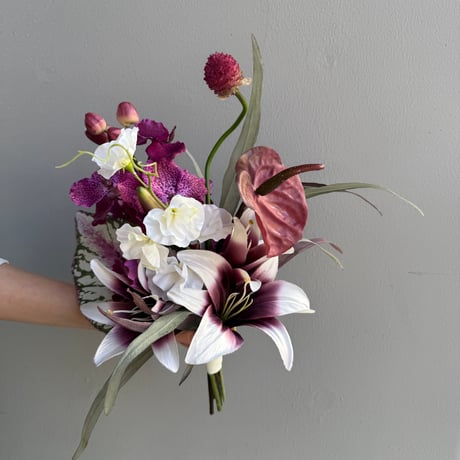 Artificial flower bouquet