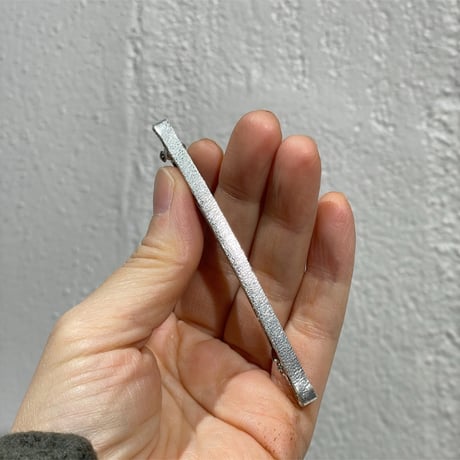レザー極細バレッタ