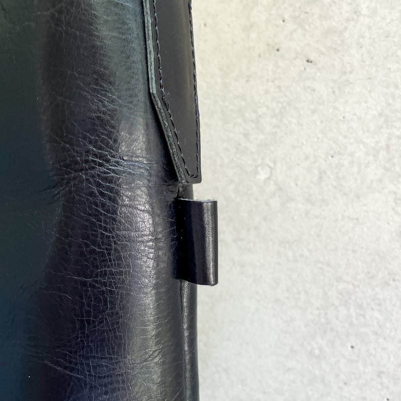 レザーショルダーバッグ（2WAY）／シルバー | gr.