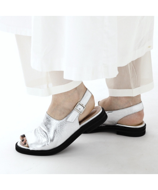 希少⭐ALDO 本革 ラグジュアリー✫ベルト サンダル 38 メタリックシルバー fit=scale-down,w=1200
