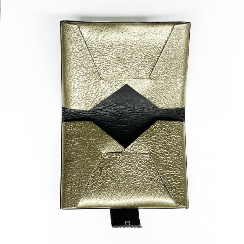 レザーカードケース／ブラック | gr.