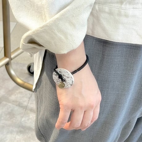 gr.オリジナルレザーヘアゴム／本革ハンドメイド／日本製