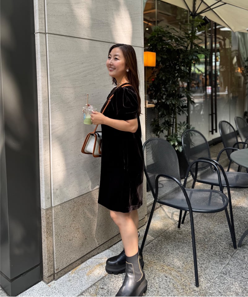 ベルベットミニワンピース(ブラウン) | Syell Raffiné