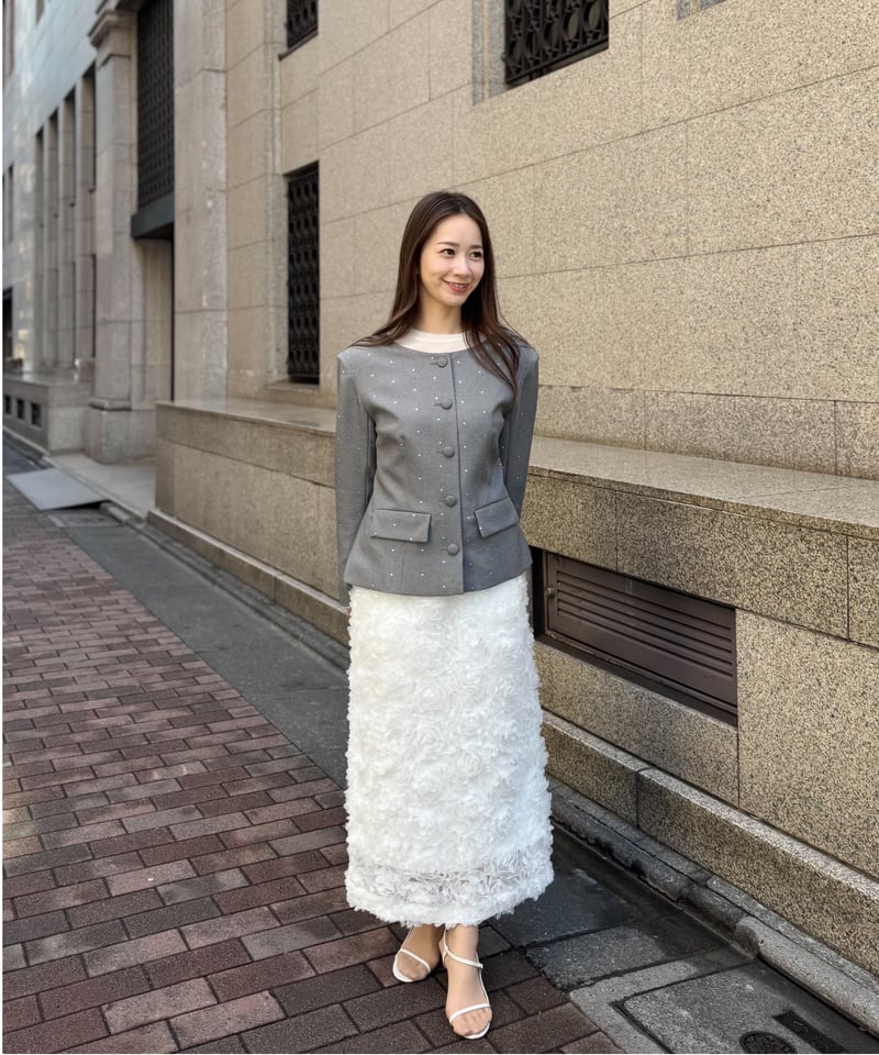 フラワータイトスカート(ホワイト) | Syell Raffiné