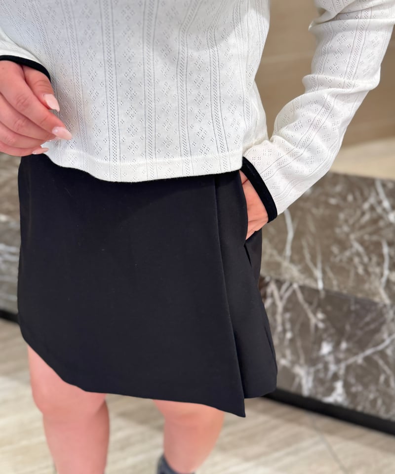 ラップショートパンツ -ブラック- | Syell Raffiné