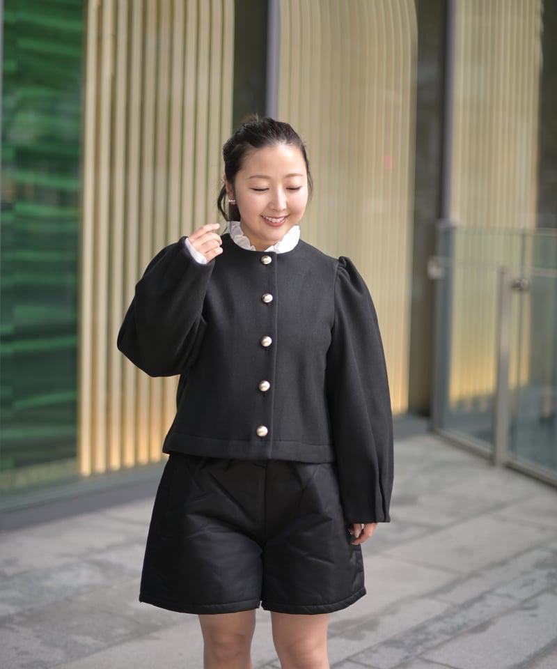 ノーカラーボタンショートコート(ブラック) | Syell Raffiné