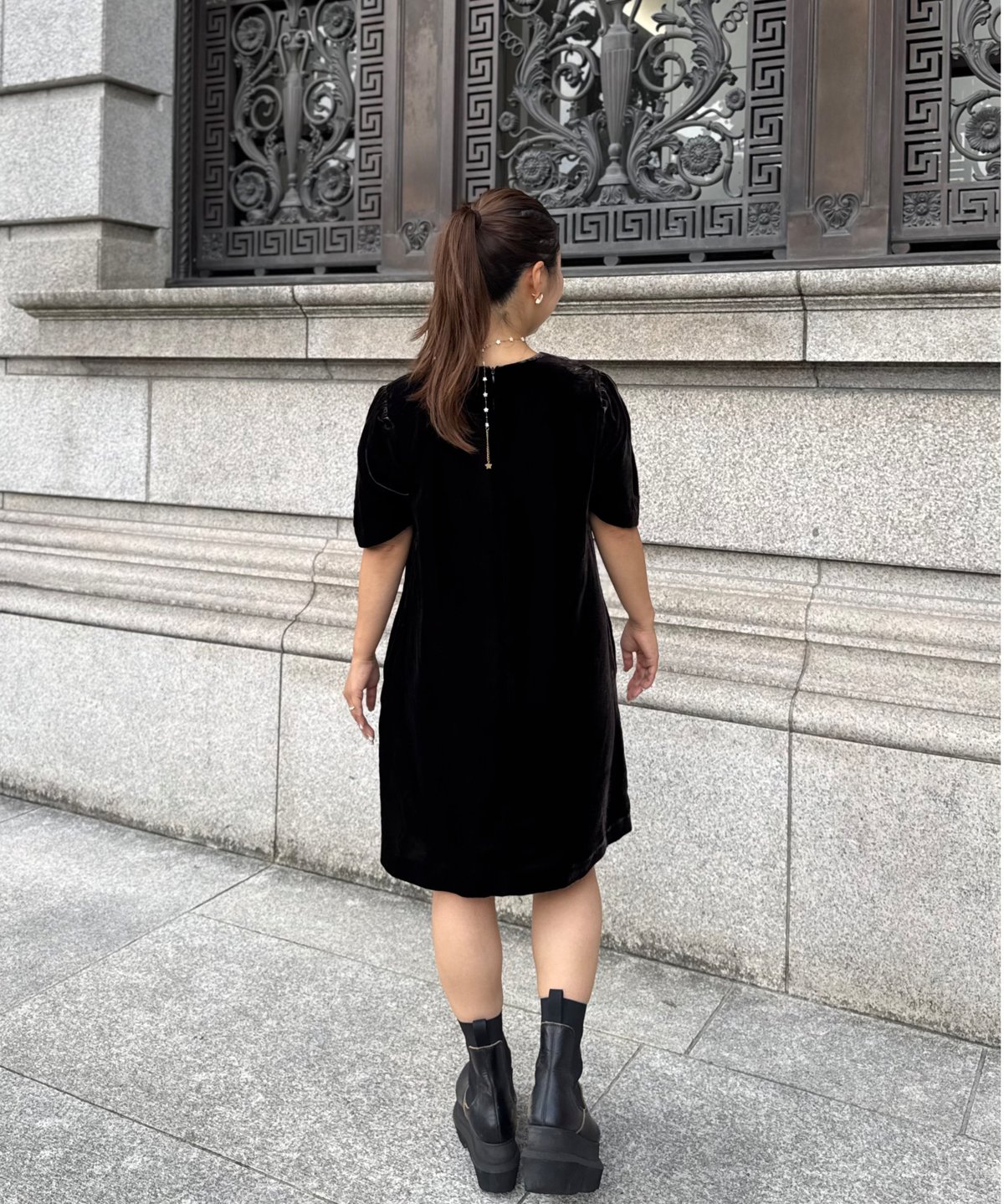 ベルベットミニワンピース(ブラウン) | Syell Raffiné ベルベットミニワンピース(ブラウン) | Syell Raffiné