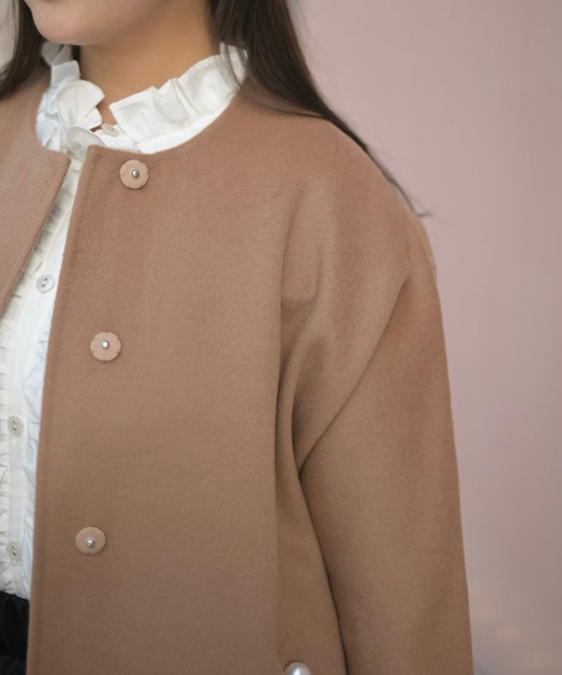 さかな　シエールラフィネ　ダブルフェイスパール付きコート ノーカラーダブルフェイスコート-Perl付き-(キャメル) | Syell Raffiné