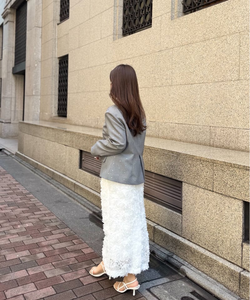 フラワータイトスカート(ホワイト) | Syell Raffiné