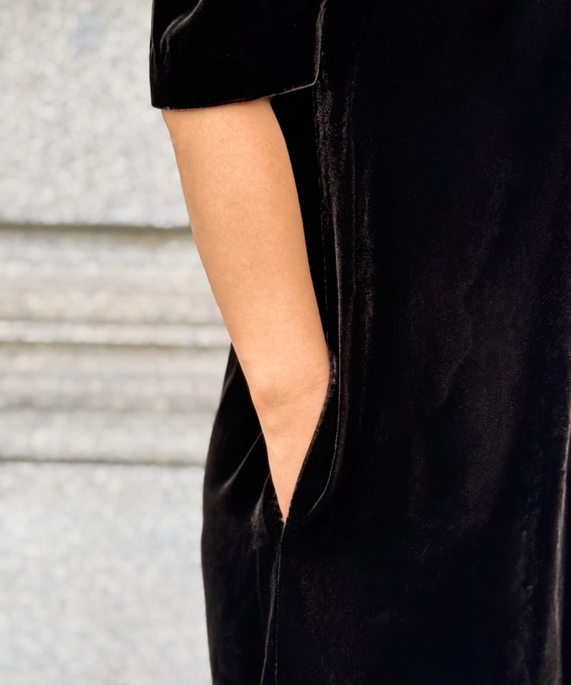 ベルベットミニワンピース(ブラウン) | Syell Raffiné