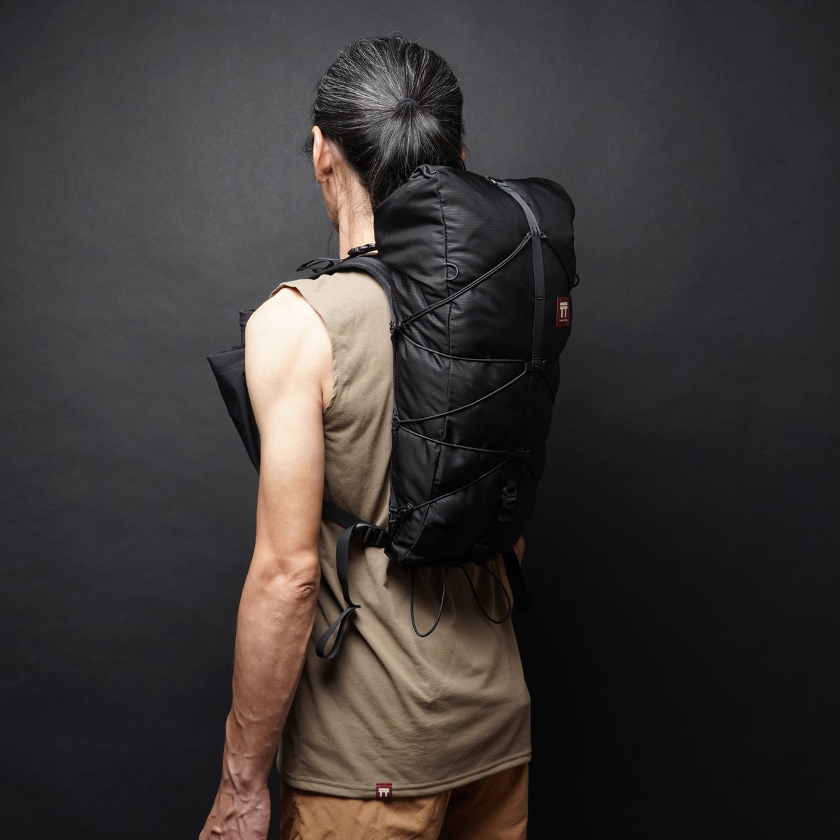 抽選式】T2 Trail 15 / Black（ストレージ&ハーネスセット） | Tabis
