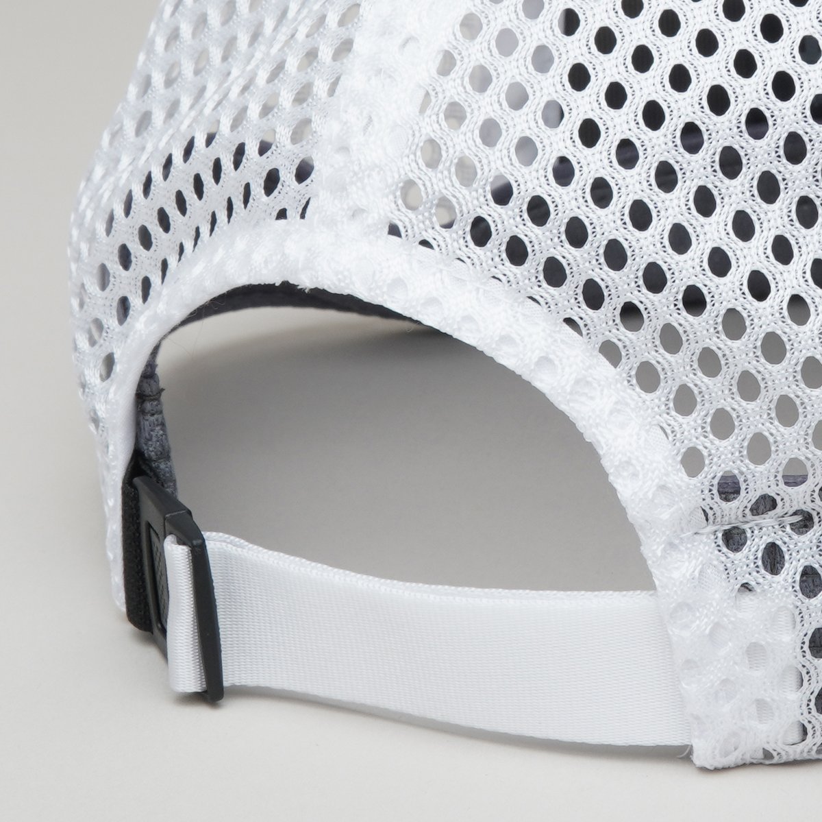 T2 Trail Hat 2024 / White – CONNECTED