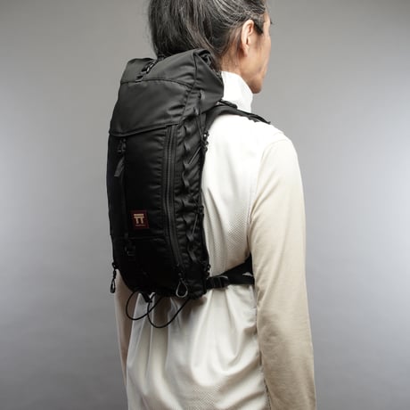 New T2 Trail 10 Zipper / Black【ストレージ&ハーネスセット】