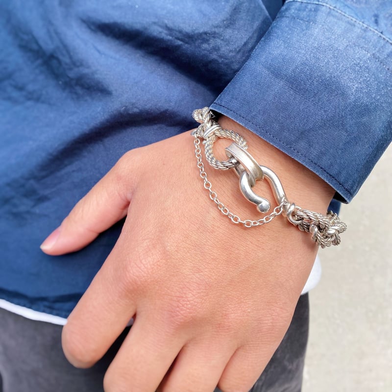 SOLD】Vintage HERMES Quadrille Bracelet | Nice& SOLD】Vintage HERMES Quadrille Bracelet | Nice&