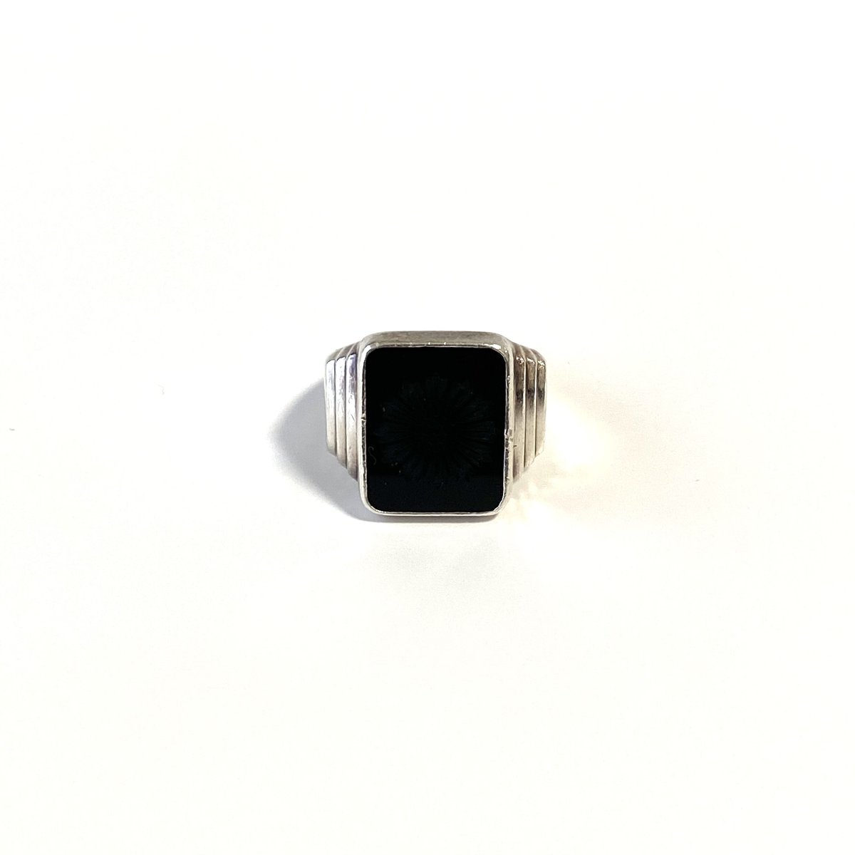 SOLD】Tiffany&co. Daisy Black Onyx Signet Ring