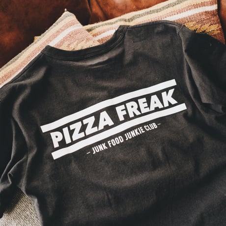 PIZZA FREAK T 「黒」