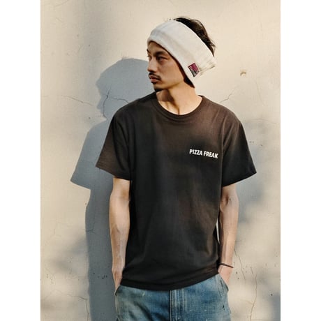 PIZZA FREAK T 「黒」