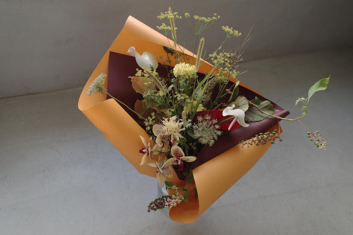 Order Bouquet (M) | Grótta Flower Lab