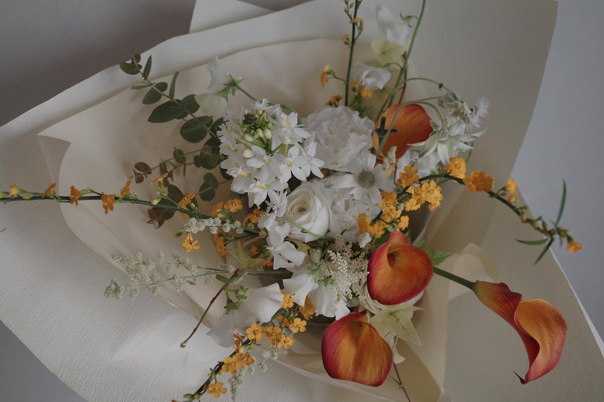 Order Bouquet (M) | Grótta Flower Lab