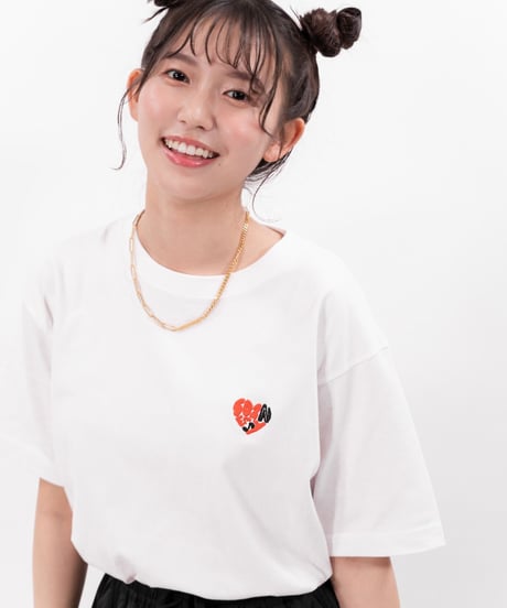 ［志田音々さんコラボアイテム］#104　502EASY X N ハート刺繍Tシャツ WHITE
