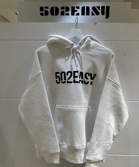 #190　502EASYロゴプリントフーディ