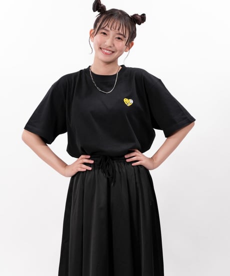 ［志田音々さんコラボアイテム］#104　502EASY X N ハート刺繍Tシャツ BLACK