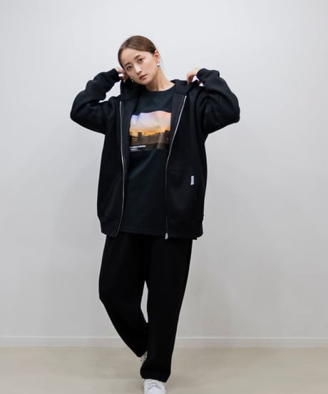 #068　フルジップフーディトップス　BLACK
