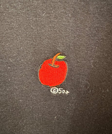 #165　502EASY Apple刺繍ロングTシャツ