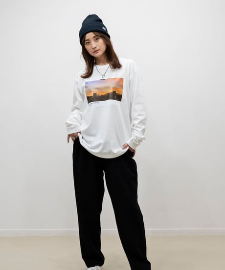 #067　彩空フロントプリントロングTシャツ　WHITE
