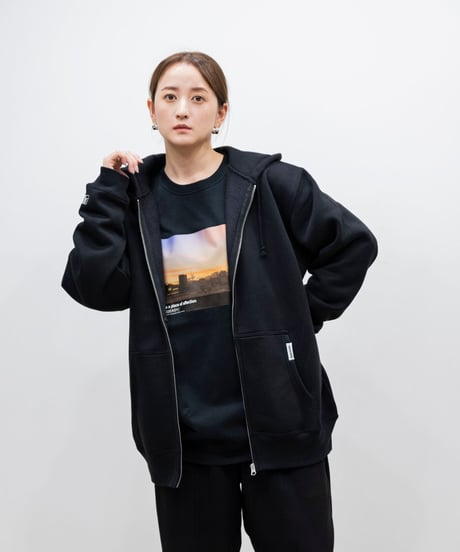 #068　フルジップフーディトップス　BLACK