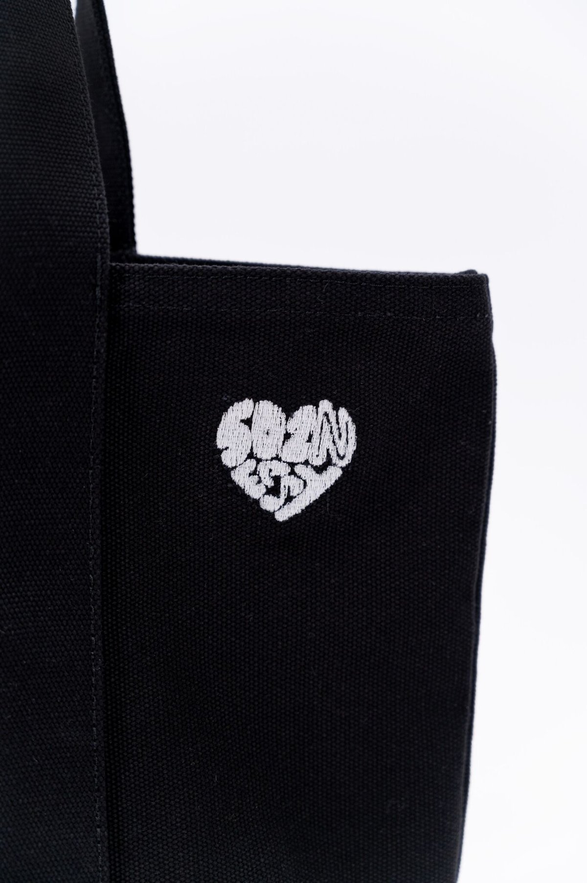 志田音々さんコラボアイテム］#103 502EASY X N ハート刺繍Tote Bag |