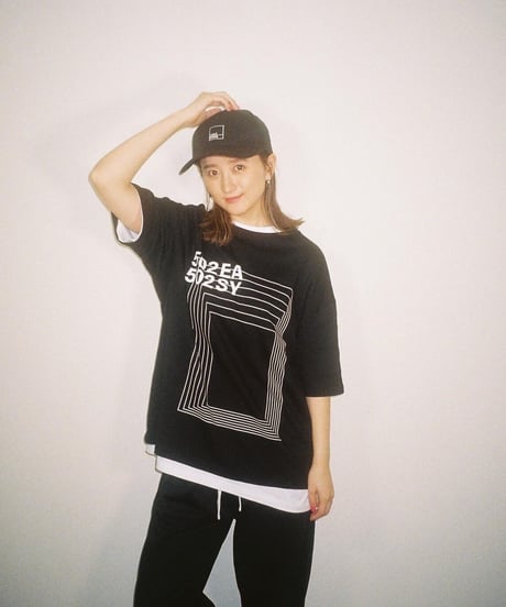 #044　The Squares Overlap T‐シャツ BLACK