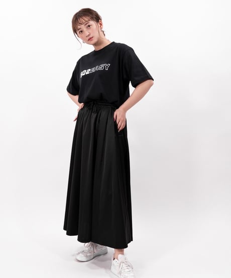 #100　502サテンギャザースカート