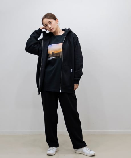 #068　フルジップフーディトップス　BLACK