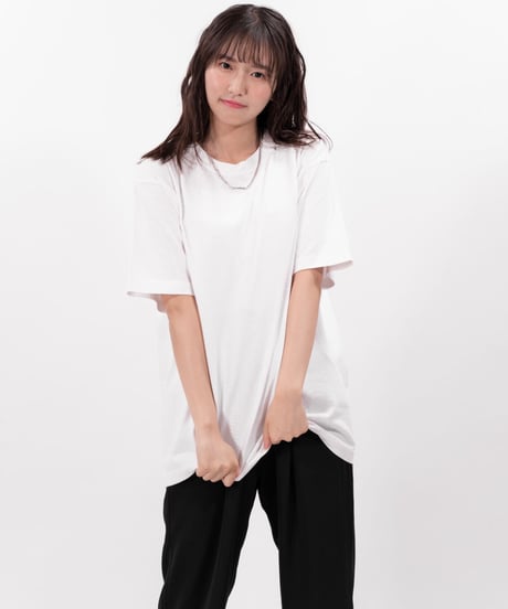 ［志田音々さんコラボアイテム］#105　彩空x音空　バックプリントTシャツ　WHITE