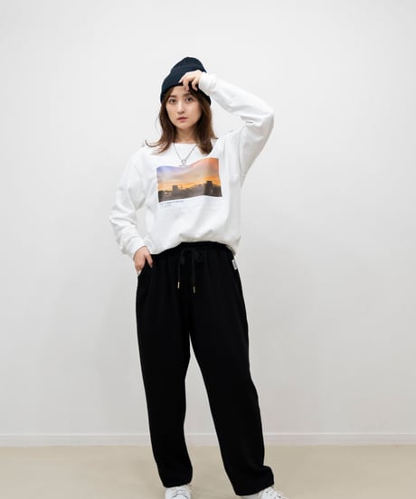 #067　彩空フロントプリントロングTシャツ　WHITE