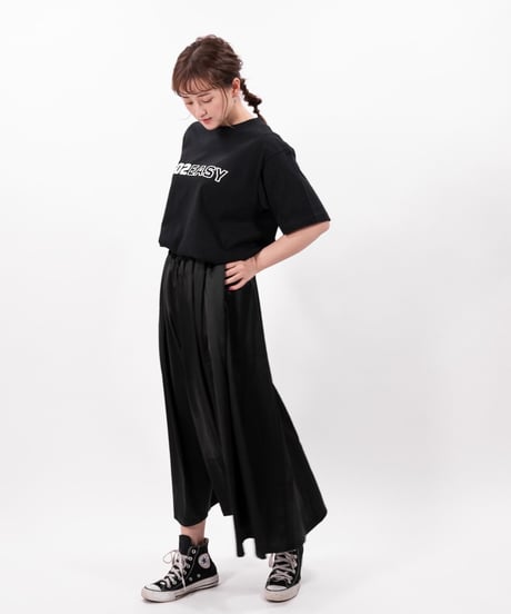 #100　502サテンギャザースカート