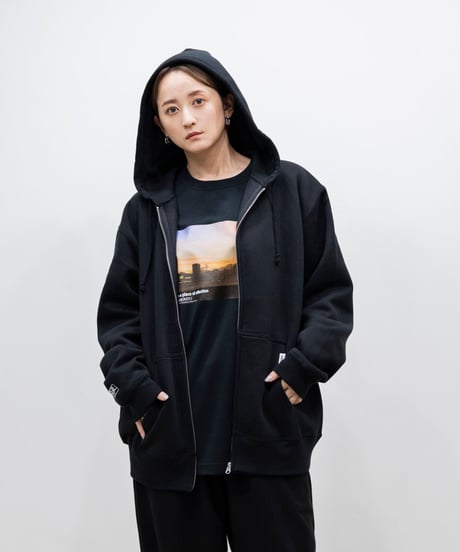 #068　フルジップフーディトップス　BLACK