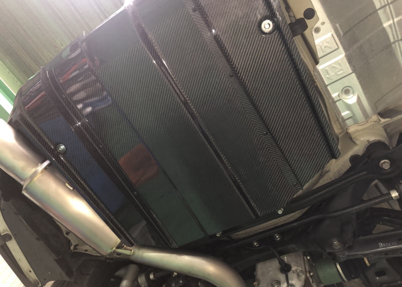 MAXONDesign製リアデュフューザー　フォージドカーボン仕様 匠project カーボンリアディフューザー 【表裏カーボン】 | 近藤