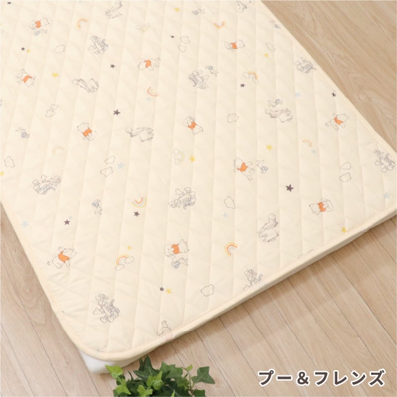 防水汗取りキルトパッド (70×120cm) ピーチスキン地 ディズニー プー