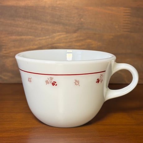 オールドパイレックス　マグカップとソーサー6個貴重2 OLD PYREX (オールドパイレックス) マグカップ＆ソーサー レストラン