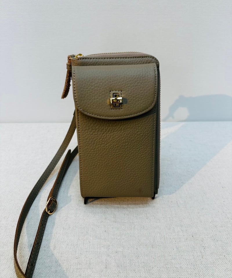 牛革シュリンクタイプ モバイルウォレットショルダーバッグ