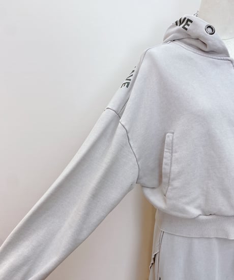 backロゴフーディ&フレアスカート ※上下別売り