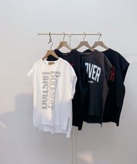 ロゴTシャツ