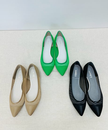 メッシュパンプス